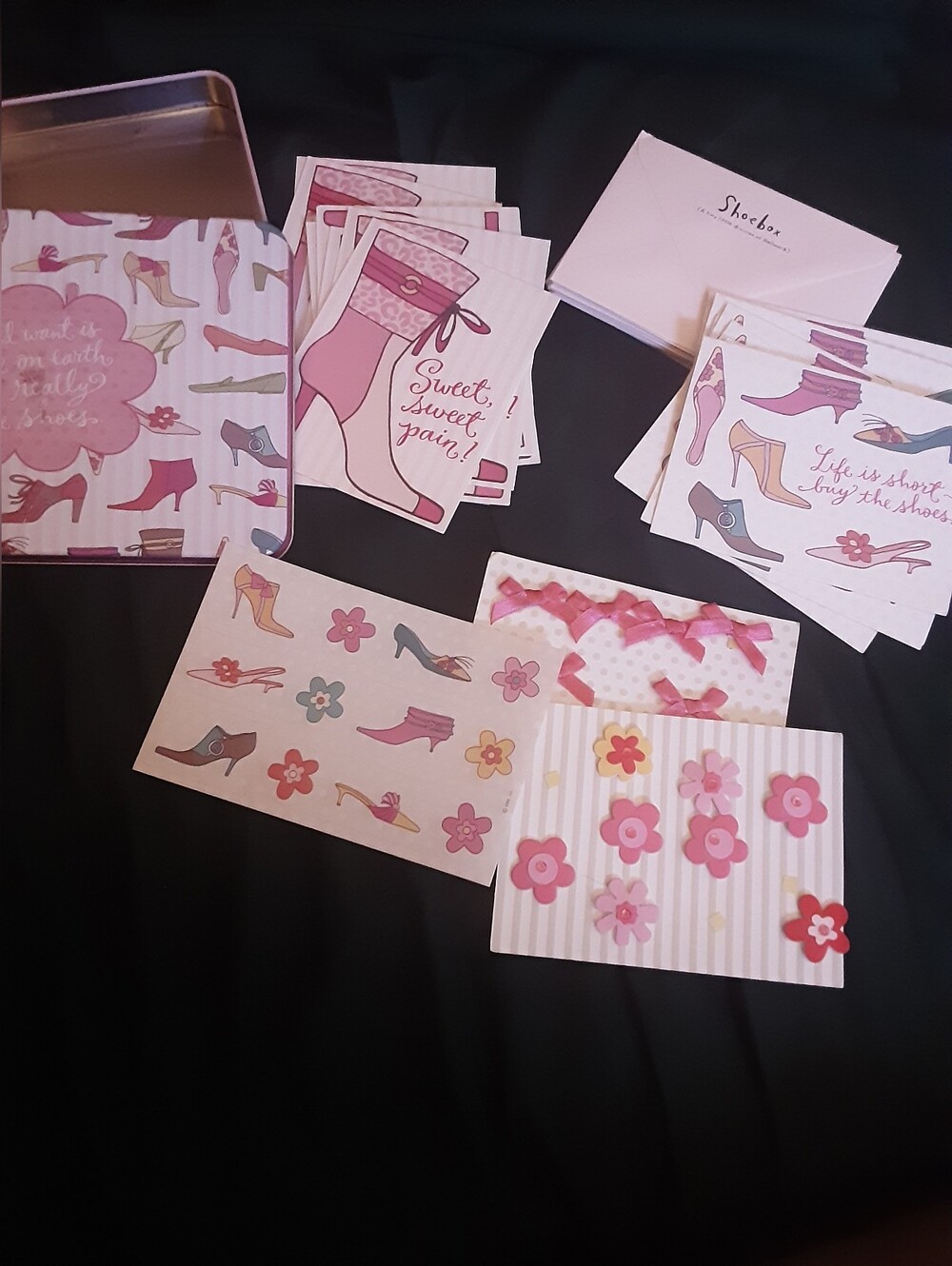 Hallmark Shoebox Cute Shoes Notecards